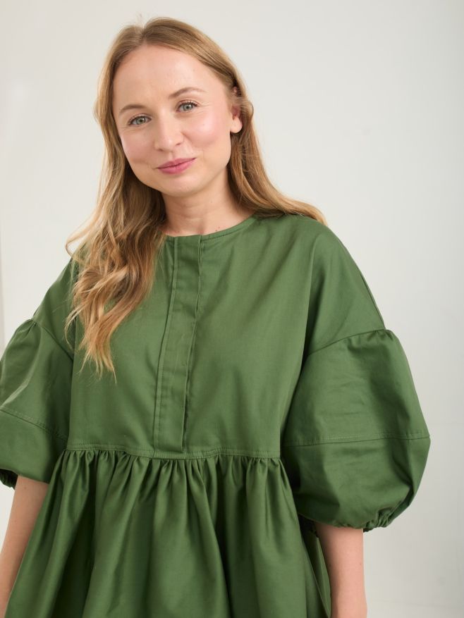 První adventní neděle je tady, tak pojďme ten advent začít hezky. ✨ Právě jsme na eshop přidaly novou barvu Loly,...